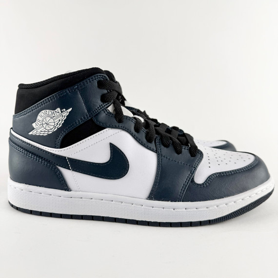 Air Jordan 1 Mid 'Armory Navy'