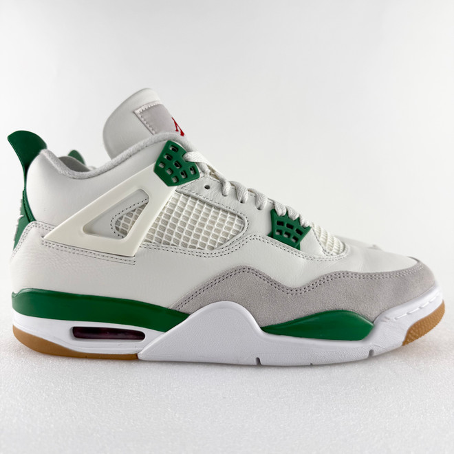 Air Jordan 4 Retro SB 'Pine Green'