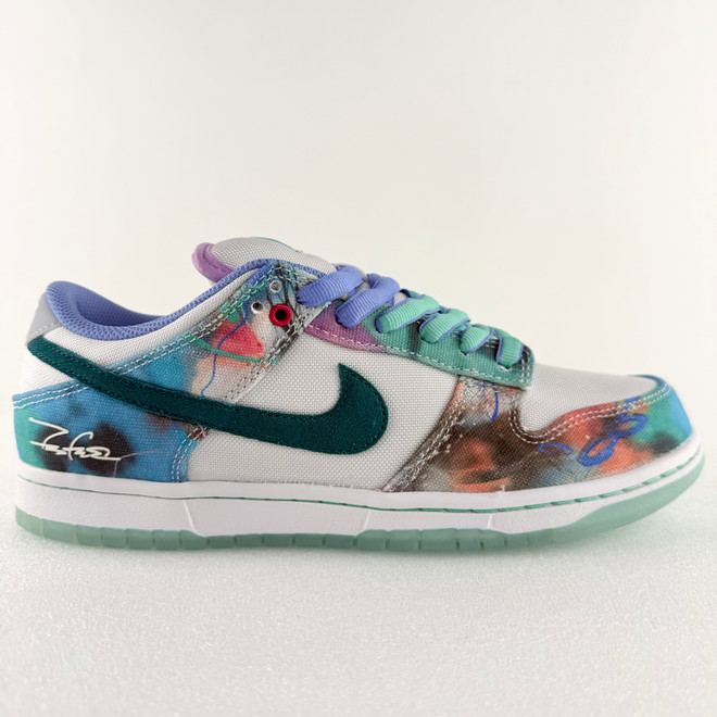Nike Dunk Low SB Futura 'Bleached Aqua'*