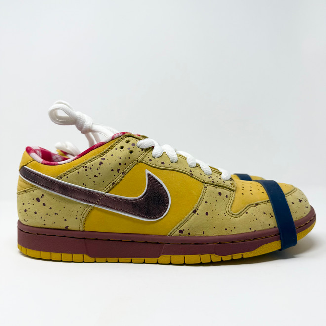yellow lobsters shoe