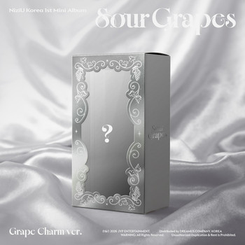 NiziU - 1st Mini Album [Sour Grapes] (Grape Charm ver.)
