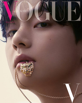BTS V 直筆サイン「VOGUE」雑誌 VOGUE - V COVER (2022.10) - A-KPOP