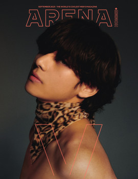 V (BTS) - SEPTEMBER 2023 [ARENA HOMME] (A Ver.)