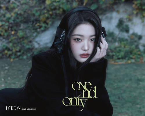 JANG WONYOUNG (IVE) - DICON VOLUME N°31 JANG WONYOUNG ONE AND ONLY  (C ver.)