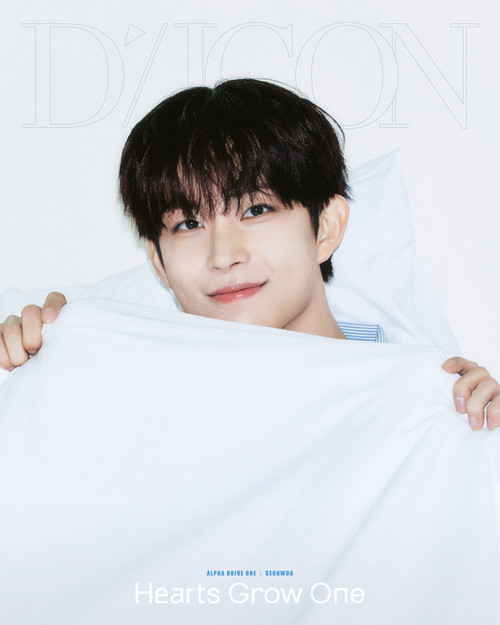 ALPHA DRIVE ONE - DICON VOLUME Nº33 ALPHA DRIVE ONE : HEARTS GROW ONE (GEONWOO) + PHOTOCARD ON-PACK