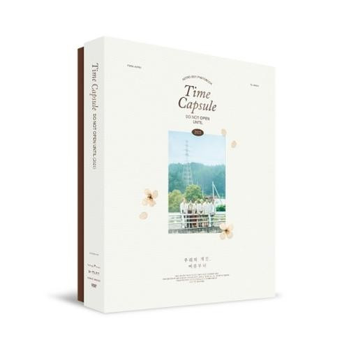 ASTRO - 2021 PhotoBook [TIME CAPSULE]