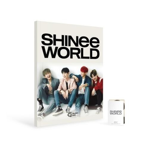 SHINee - BEYOND LIVE BROCHURE [SHINee WORLD] - interAsia