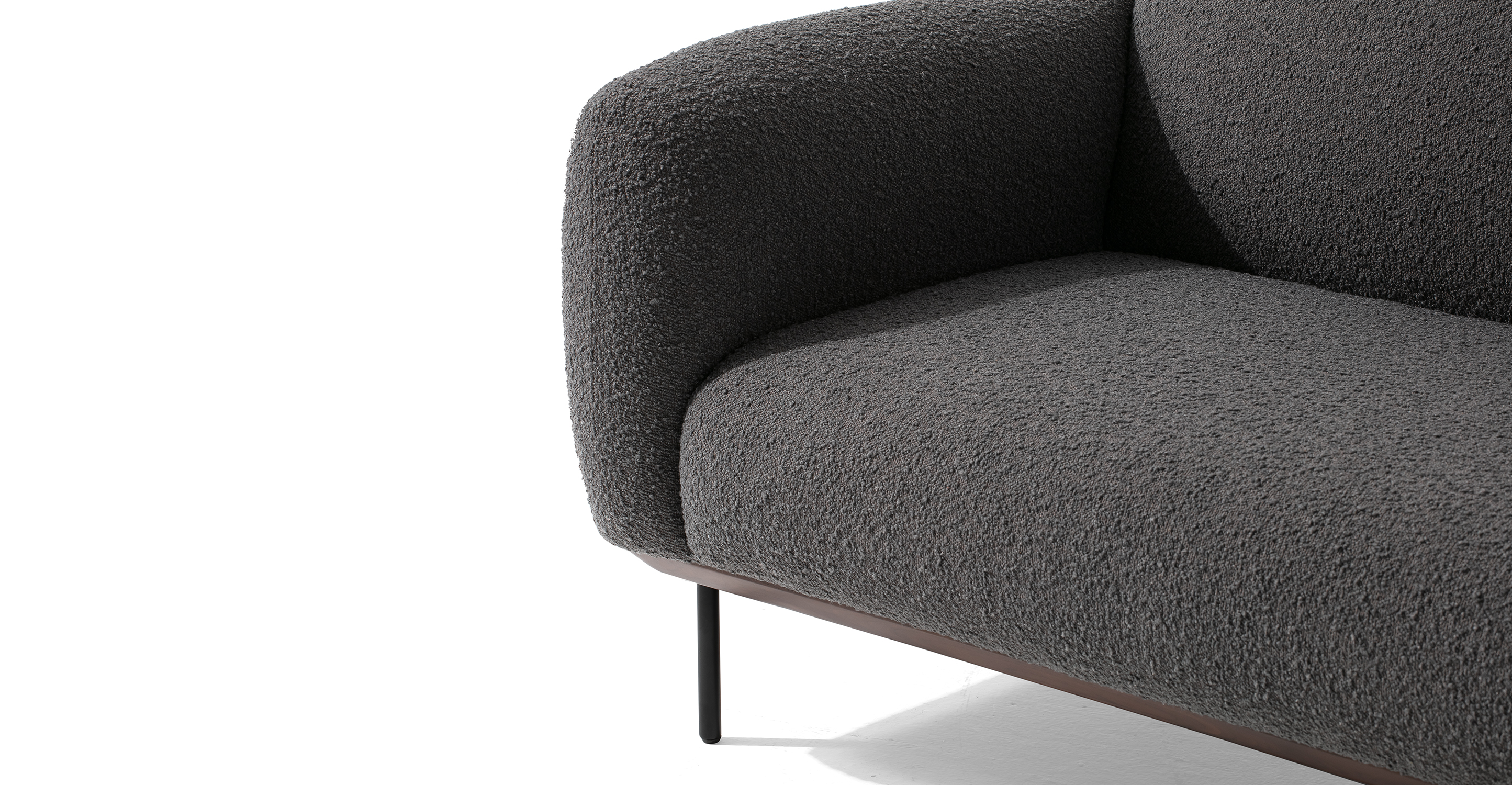 PUFF 4 seater fabric sofa By grado design