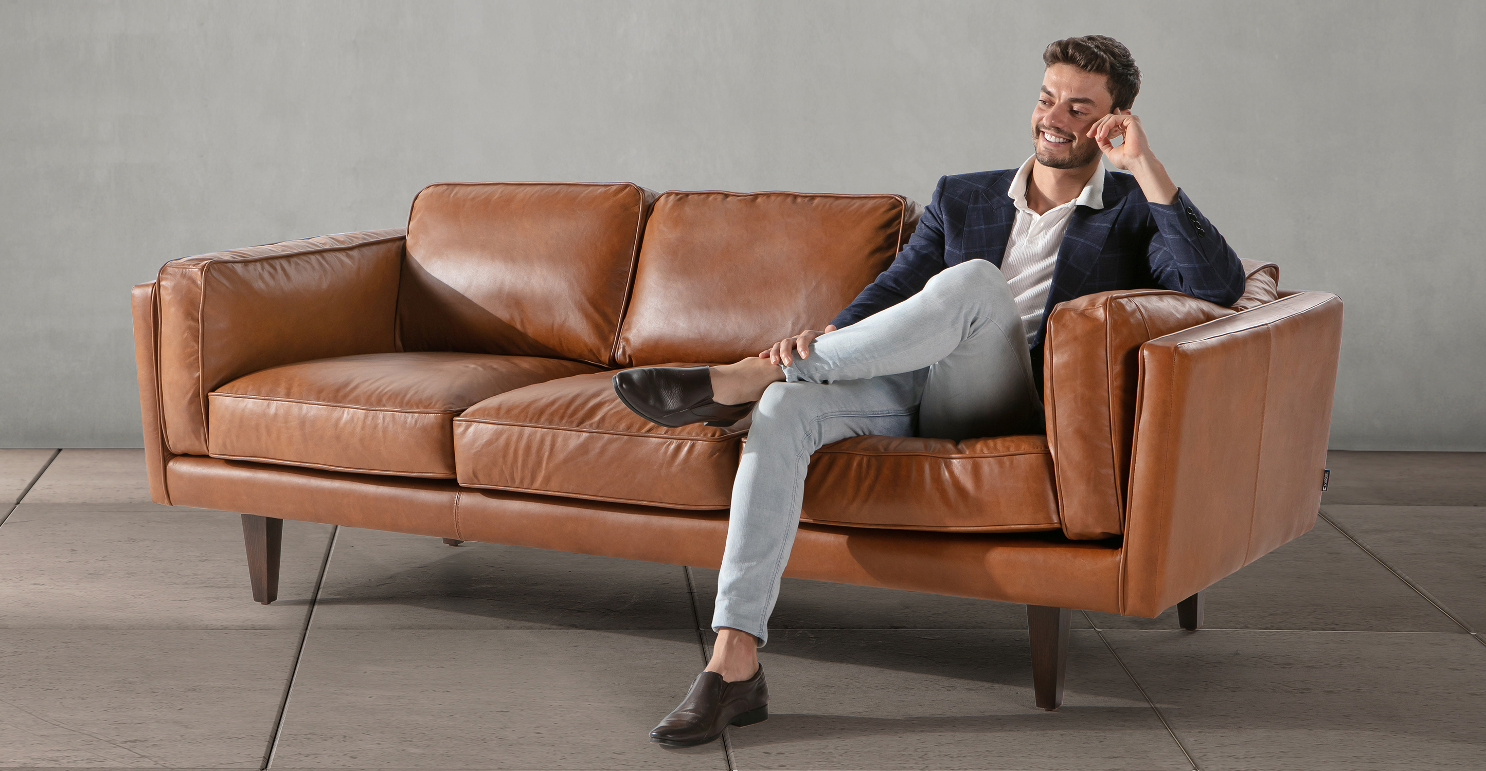 Kardiel Beatnik 86 Leather Sofa, Napoli Spice Brown