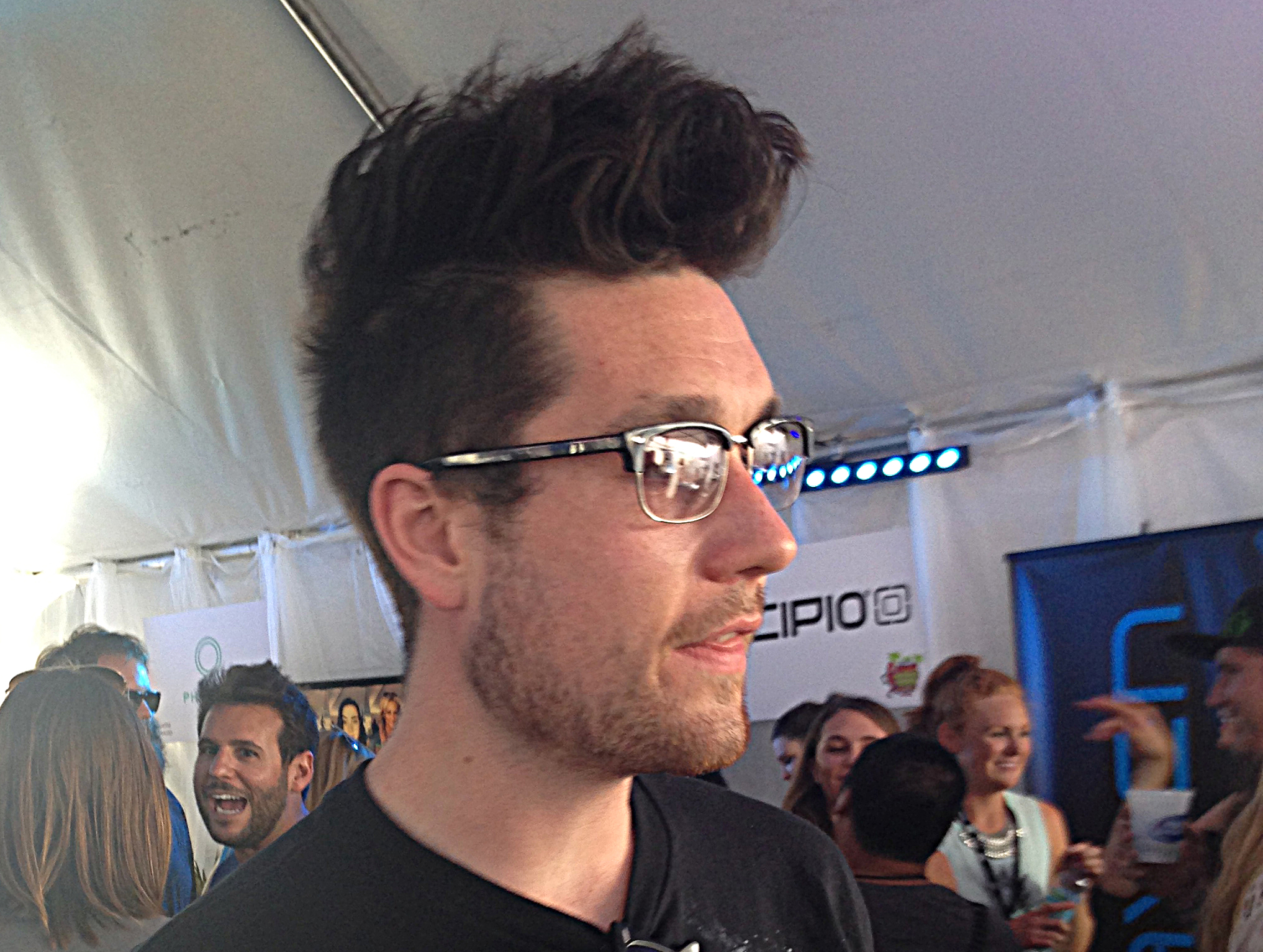 dan-smith-bastille-geek-eyewear-kroq.jpg