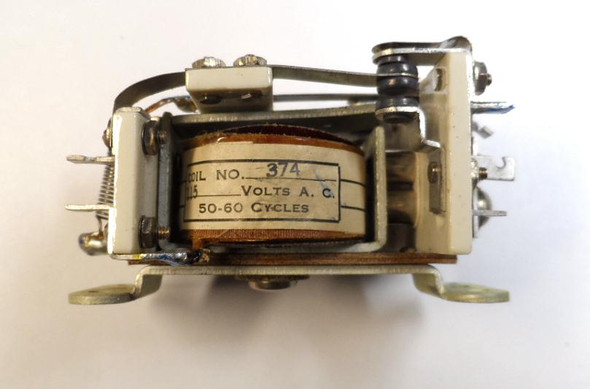 NOS Leach Relay Co. 1177-CBF N.C. DPDT 10 Amp relay. Original equipment type used in E.F. Johnson Viking Kilowatt (Desk KW) amplifiers and tube transmitters. 115V AC coil, excellent new old stock condition for restoration projects