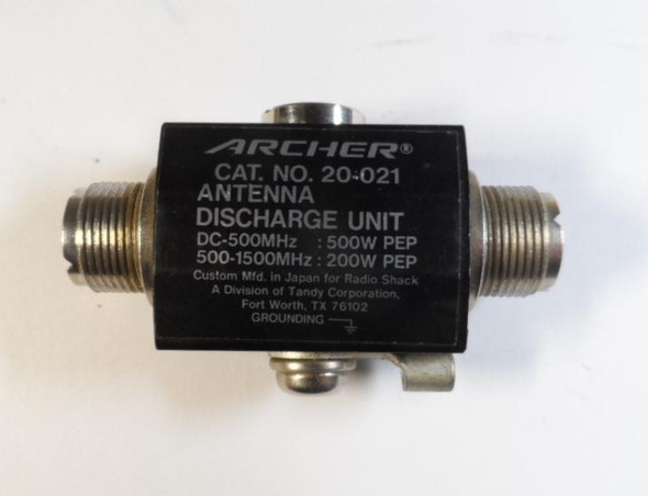 New unused Archer / Radio Shack 20-021 coaxial antenna discharge unit. Lightning surge protector for ham radio, CB & scanner antennas. 500W PEP DC-1500 MHz. Genuine NOS.