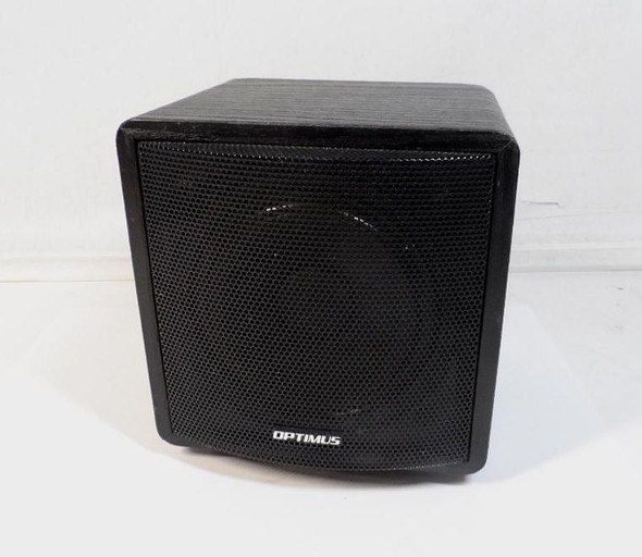 New in original box Optimus XTS-40 (40-1991) compact cube speaker by Radio Shack. 40W max, 8 ohm, magnetically shielded. Vintage desktop / bookshelf audio.
