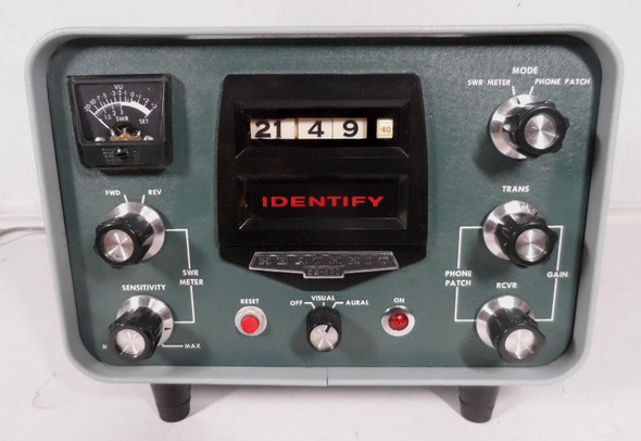 Vintage Heathkit SB-630 Station Console in collector-quality cosmetic condition, fully working. Includes clock, 10-min timer, SWR meter, and phone patch. Perfect SB-series match after long storage. Classic ham radio accessory. Nationwide shipping available.