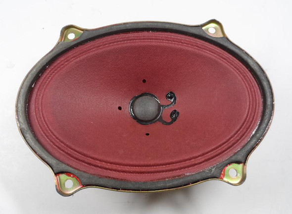 Genuine vintage Misco Red Line Speaker Model #057 in excellent condition, original from Collins 312B-5 Station Console. Perfect 5x7" 4-ohm replacement for Collins S-Line ham radio restorations. Warm tube audio, collector quality.