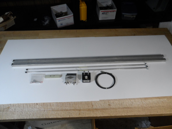 PAR Electronics Moxon SM-50 6 Meter Stressed Moxon antenna. Compact directional beam with 5.8 dBi gain, excellent F/B ratio. Lightweight, portable for roving and fixed use. Great condition.