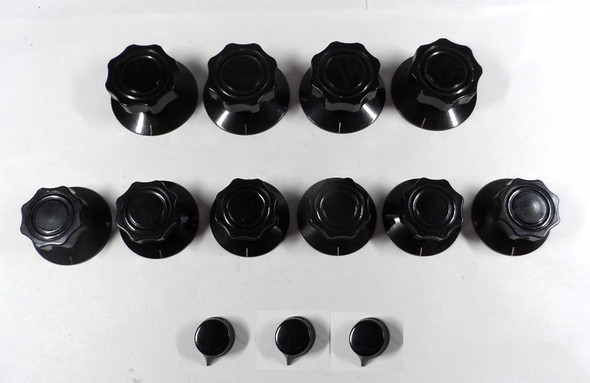 Used Dakaware phenolic knob set for Collins 75A-4 receiver (less large tuning knob). Includes unmarked bandpass replacement. Authentic-style brass-insert knobs for restoration.