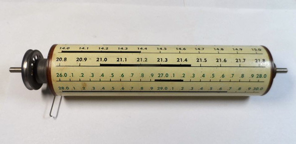 Collins 75A-4 original frequency dial drum with 20.8 MHz 15m overlay in excellent condition. Complete with shaft, pulley, spring & collar + extra 20.5 MHz overlay.