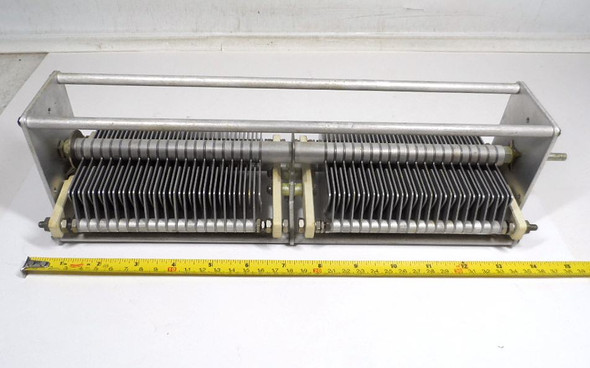 EF Johnson dual-section air variable capacitor Type 500 DD 35 (153-505). 35-500 pF per section @ 3500 V, 0.080" gap. Rugged Type D, 15½" long. Ideal for ham radio amplifiers & tuners. Vintage surplus.