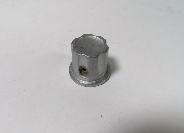 Heathkit  11/16 inch Diameter Small Pewter Control Knob for the Marauder, Apache, & Mohawk for 1/4 in shaft