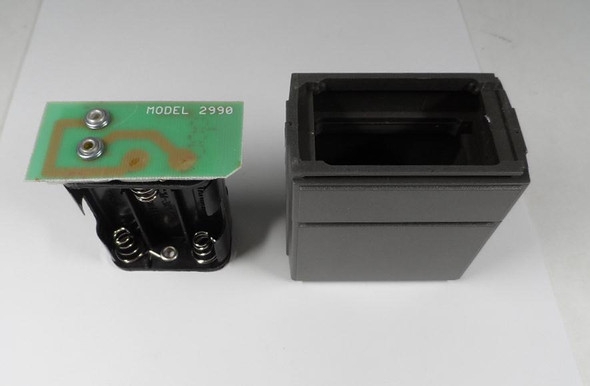 Ten-Tec Model 2990 Alkaline Battery Case for the 2591 & TT 920 Hand Held Transceiver New in the Box