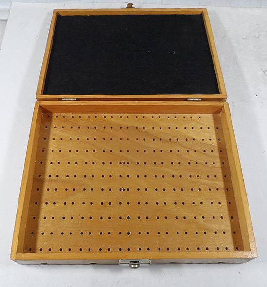 Signal Corps FT-243 Crystal Case Box BX-32A for the SCR-610 & SCR-509/SCR-510 in Excellent Condition