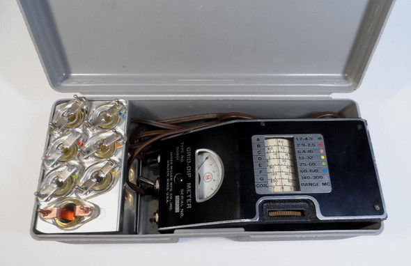 Discover the classic James Millen 90651 grid dip meter in excellent like-new condition with full factory coil set and original plastic carry case. Serial H803 vacuum tube GDO covers 1.7-300 MHz for antenna tuning, resonance checks, and more. Ideal vintage ham radio test instrument