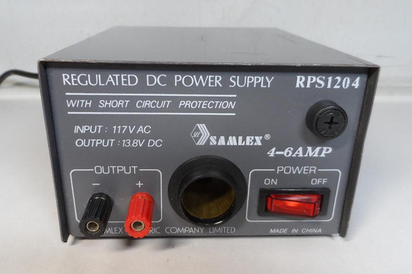 Very good to excellent condition Samlex RPS-1204 regulated 13.8V DC power supply (4A continuous / 6A surge). Fully tested and working — ideal for CB radios, ham transceivers, scanners, and other 12V communications gear. Features precision regulation, low ripple, binding posts, on/off switch, and short-circuit/over-voltage protection. Compact linear design with minimal RF noise.