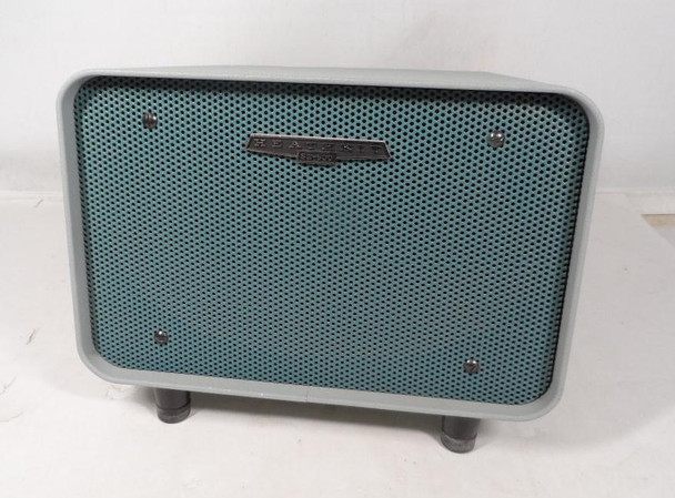 Vintage Heathkit SB-600 communications speaker in collector quality condition. Perfect match for SB-301, SB-401, SB-101 and other Heathkit rigs. Cabinet fits HP-23 power supply. Excellent audio, fully working. Nationwide shipping available