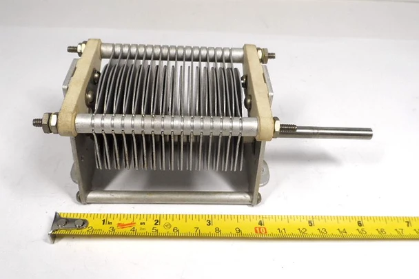 EF Johnson 154-2-6 15-363 pF 2000V Single Section Air Variable Capacitor. Genuine E.F. Johnson compact Type E single air variable ideal for ham radio transmitters, amplifiers, and antenna tuners. Rugged aluminum construction with steatite insulation, approx. 6¼″ L × 2⅝″ W × 2⅝″ H, ¼″ shaft, 0.045″ plate spacing. Clean used condition. Perfect for vintage restoration or medium-power RF projects. Nationwide Radio & Eq. Sales – ke9pq.com