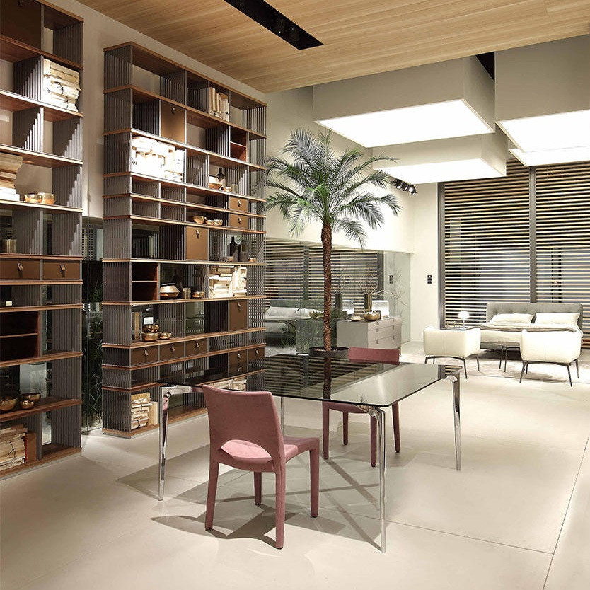 Liuto Square Table