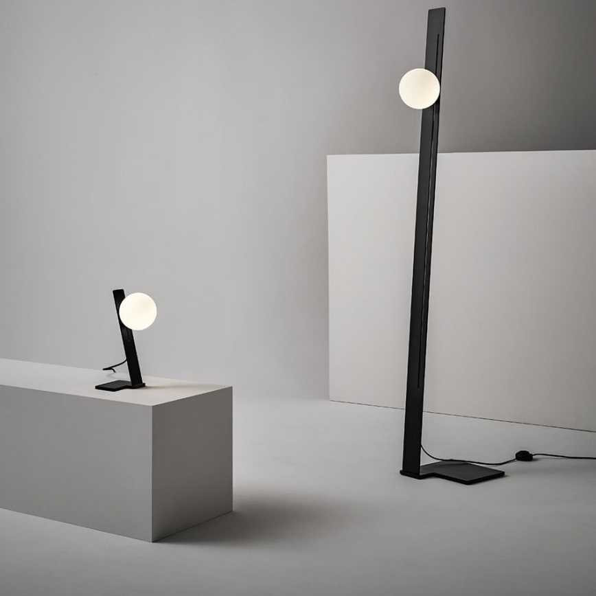 Suspense Floor Lamp