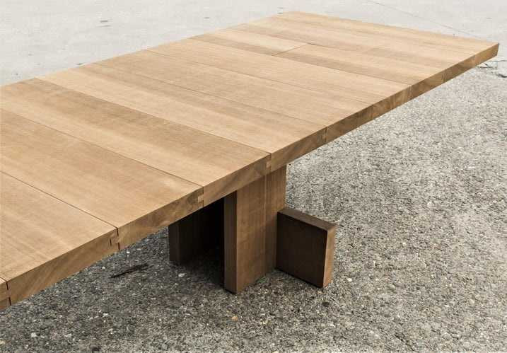 Kombinat Dining Table