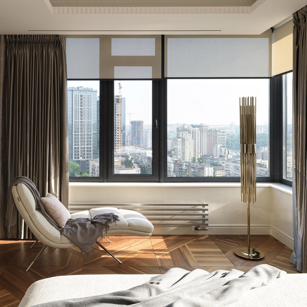 Streamline Floor Lamp