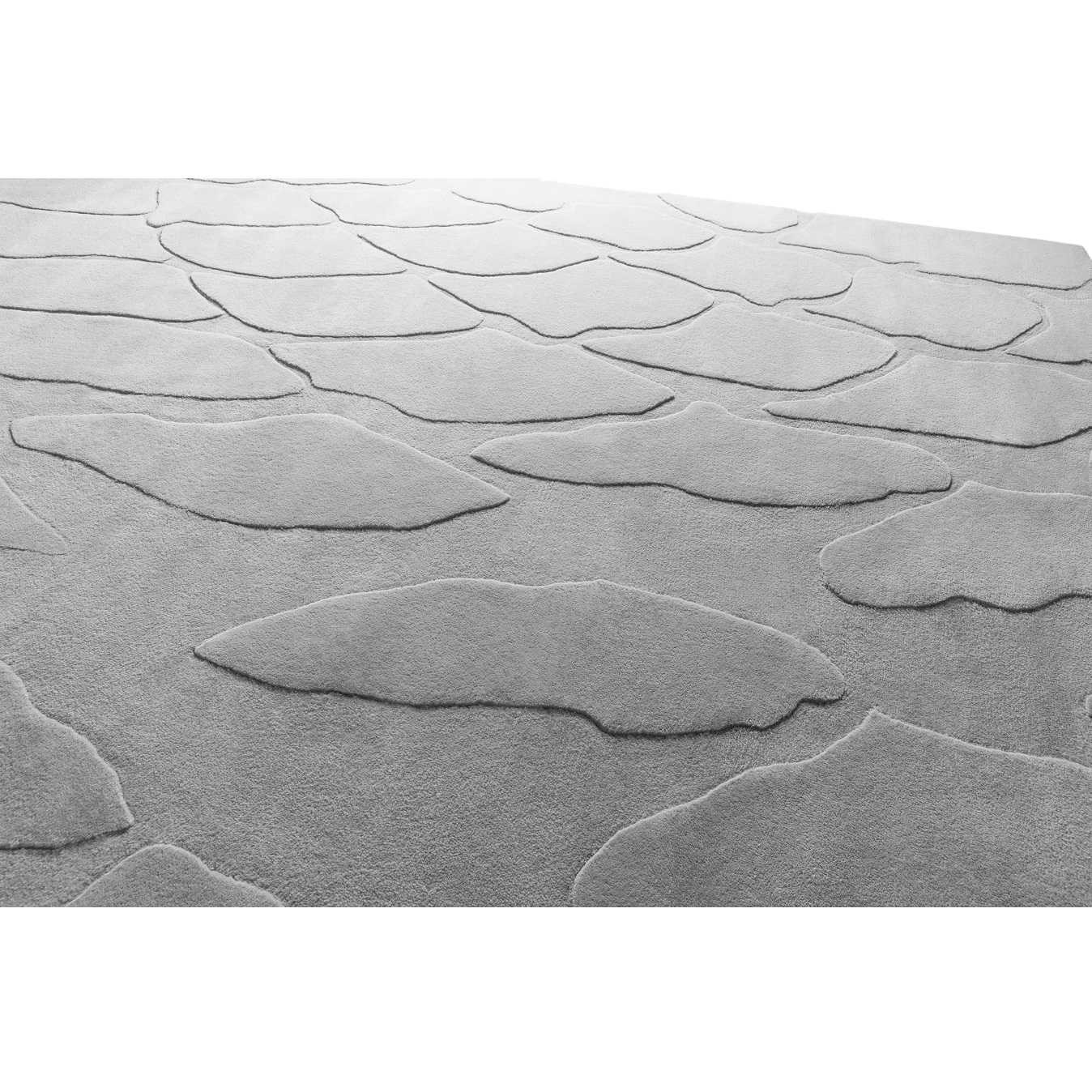 SCALE RUG – Geometric Pattern Rugs for Bold Interiors