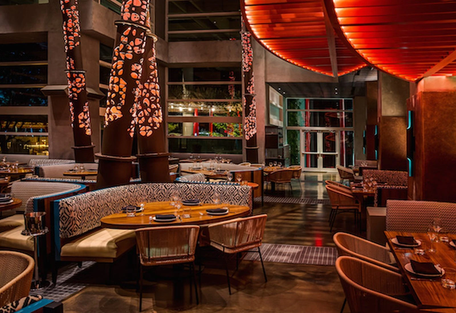Komodo Restaurant