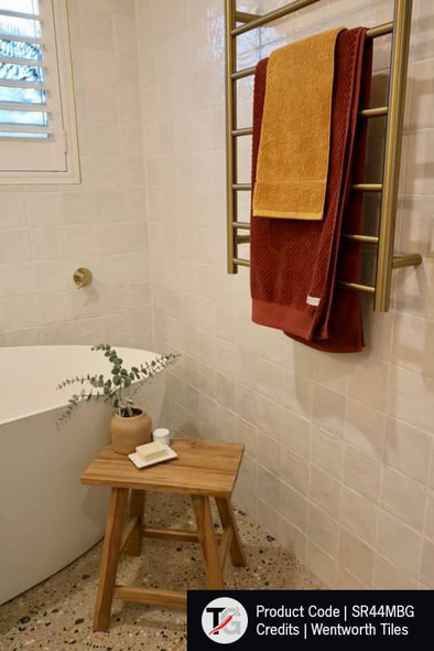 THERMORAIL 600x800x122mm 80WATTS 7 BARS - BRUSHED GOLD THERMORAIL 600x800x122mm 80WATTS 7 BARS - BRUSHED GOLD