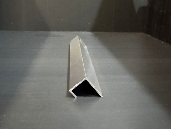 Mr Wet Wall - SILVER END CAP TRIM 10MM