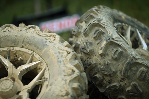 K587 Bearclaw HTR Tire 03200388