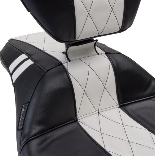 Outcast GT Seat 08010848