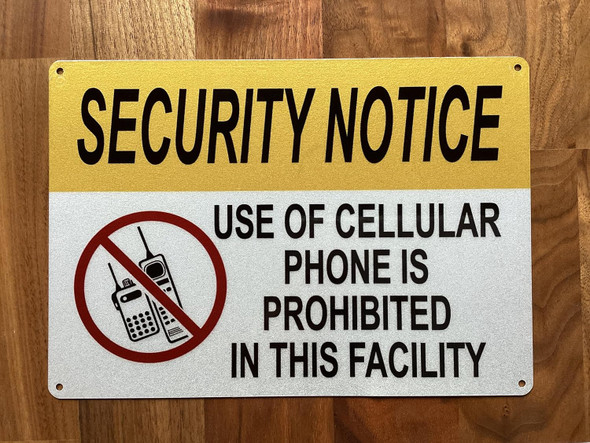 NYC SECURITY NOTICE USE OF CELLULAR PHONE IS PROHIBITED IN THIS FACILITY SIGN