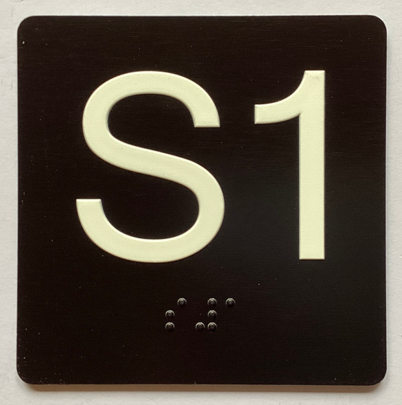 S1 4X4 Sign with Raised Letters & Grade 2 Sign