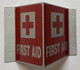 2 pack -Corridor First aid Signage-First aid Hallway Signage -le couloir Line
