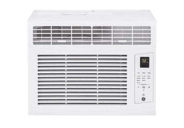 General Electric AHQ06LZ 6000 BTU Window Air Conditioner with Remote - Energy Star
