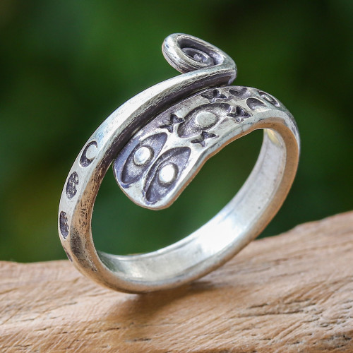 Handmade 925 Sterling Silver Flower and Eye Ring Thailand 'Silver Eye'