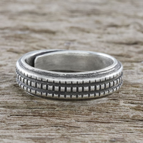 Handmade Sterling Silver Thai Hill Tribe Geometric Wrap Ring 'Silver Suave'