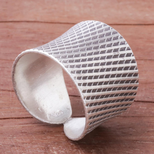 Diamond Pattern Sterling Silver Band Ring from Thailand 'Exotic Modernity'