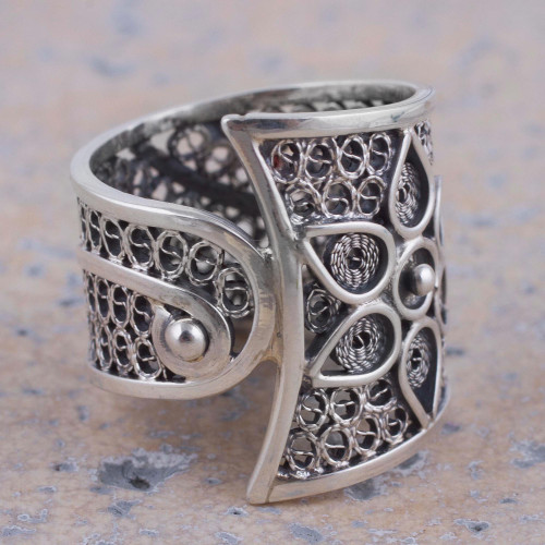 Sterling Silver Floral Filigree Band Ring from Peru 'Magical Flower Vine'