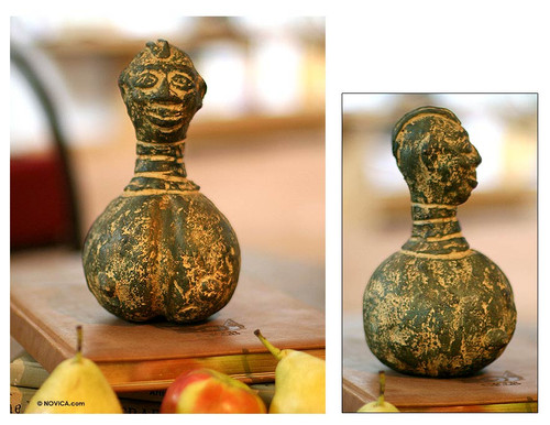 Ceramic statuette 'Elegant Lady'