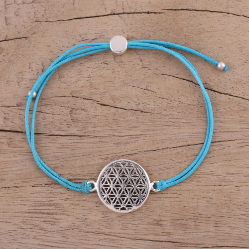 Sterling Silver Circular Bracelet in Sky Blue from India 'Starry Seeds in Sky Blue'